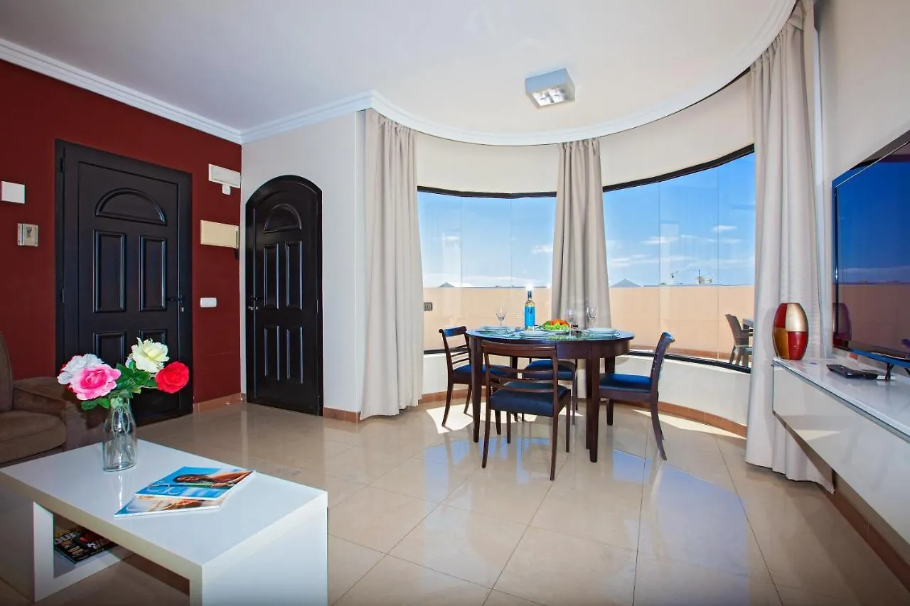 Riviera Park, Central 2 Bed Apartment Puerto del Carmen  0*, Puerto del Carmen (Lanzarote) Spain